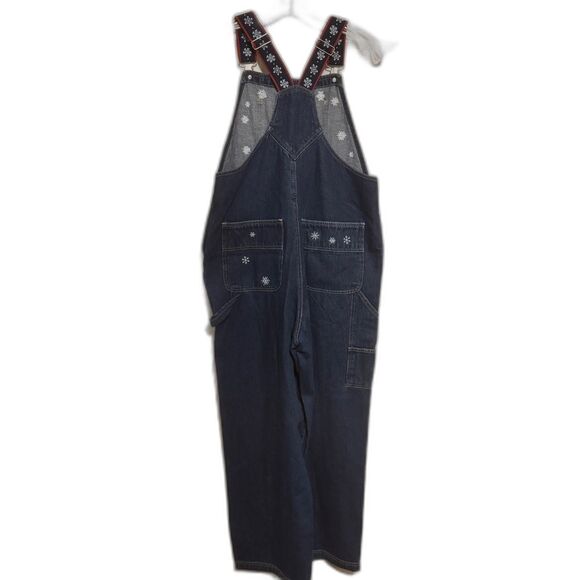 DISNEY CATALOG Women's Vintage Winnie The Pooh Christmas Snow Scene Overalls - Picture 2 of 11